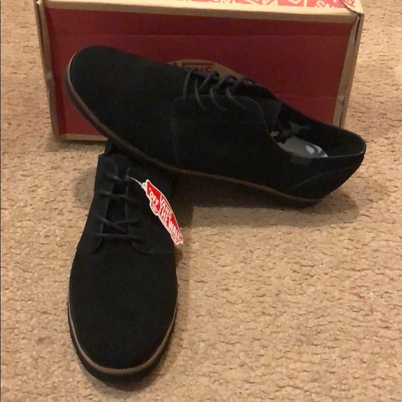 Desert Low Vans - Picture 1 of 4